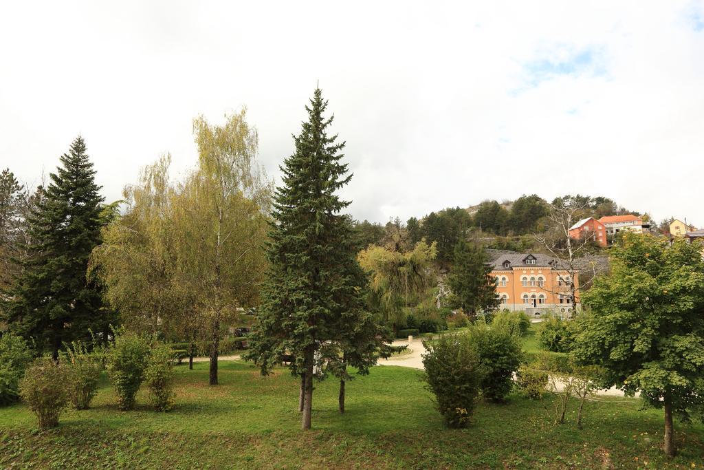 Apartments Bokan Cetinje Exterior foto